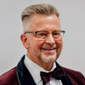 Michael Rasmussen headshot